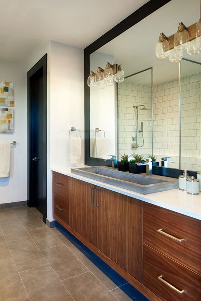 Logan Street - Master Bathroom