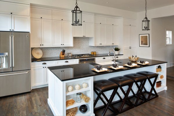 S. Lincoln Street - Kitchen